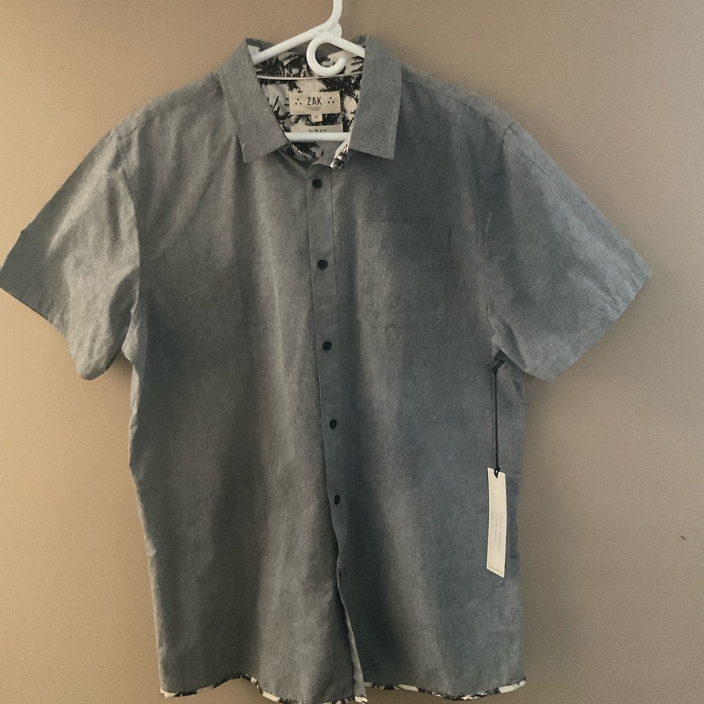 Mens Upscale Casual XL fitted shirt